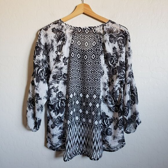 Anthropologie Figueroa & Flower Sheer Mixed Rose Print Blouse Black/White Small - Picture 8 of 11